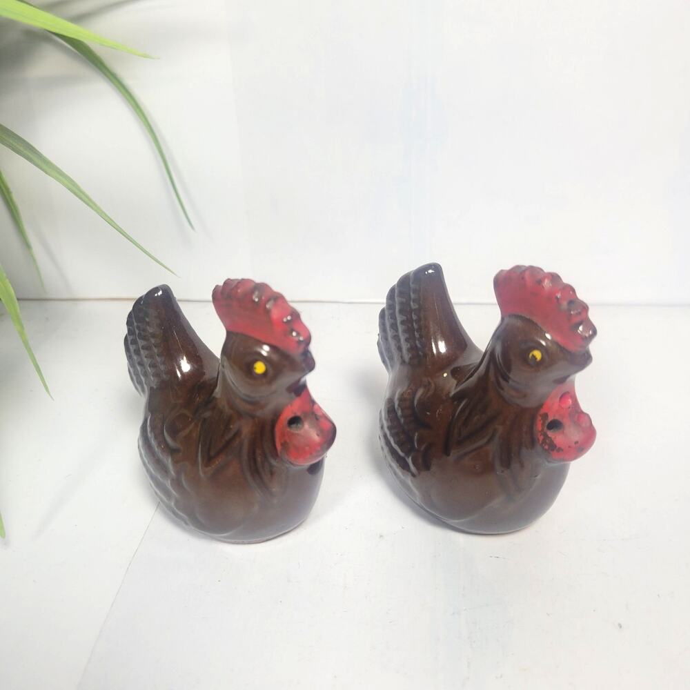 Vintage Brown Ceramic Rooster Salt and Pepper Shakers Mid Century Japan Chicken
